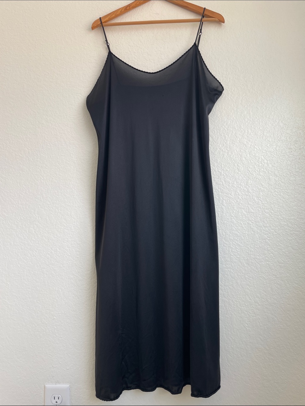 VASSARETTE Style 10-008 Classic Black Slip Dress - Minimal Spaghetti Strap
